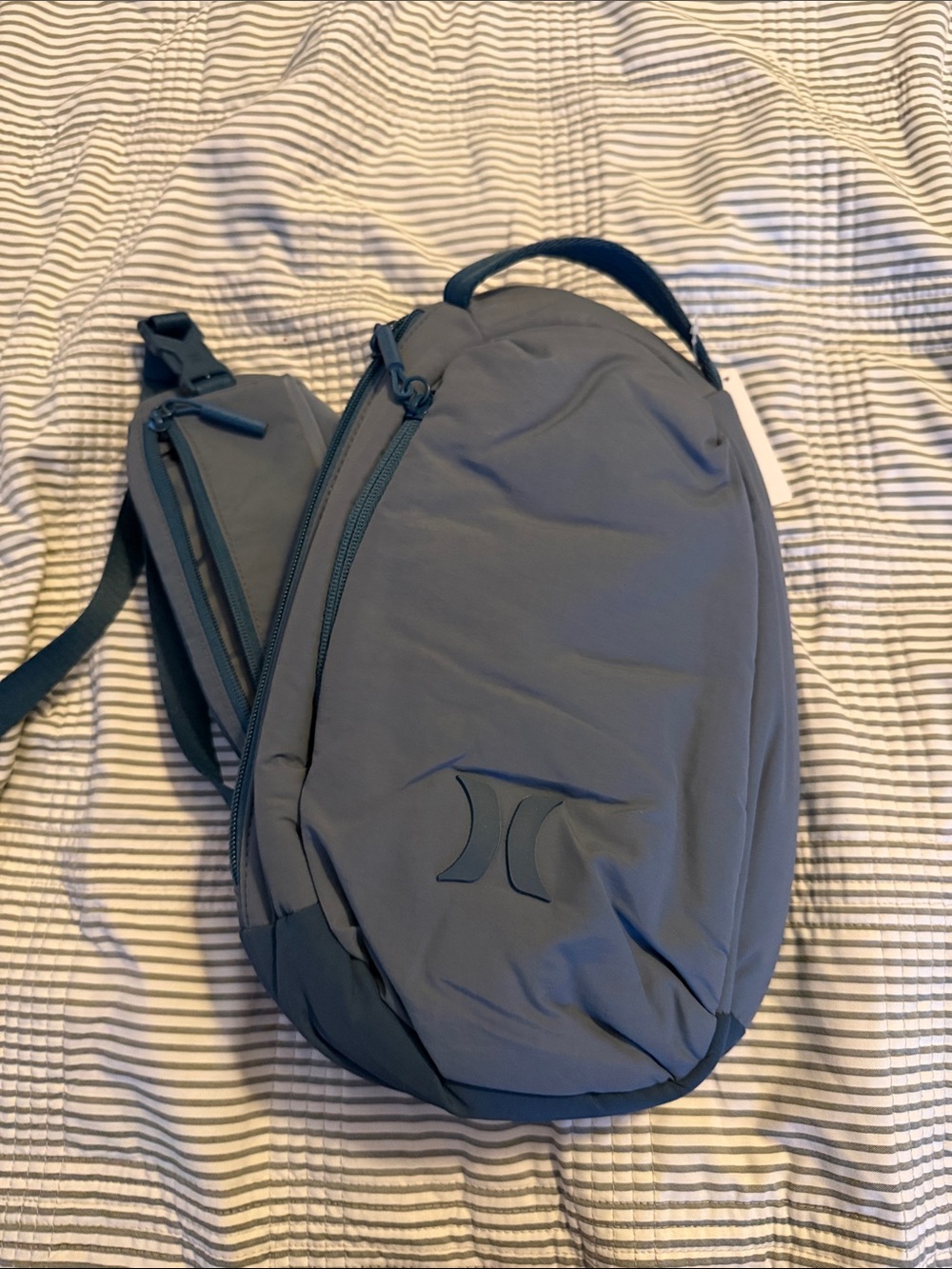 Hurley Men's Sling Backpack